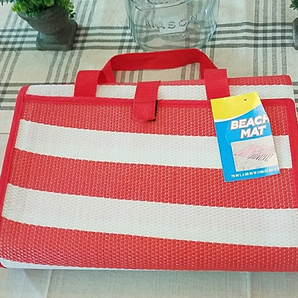 beachy Other - Brand new awesome beach mat!!